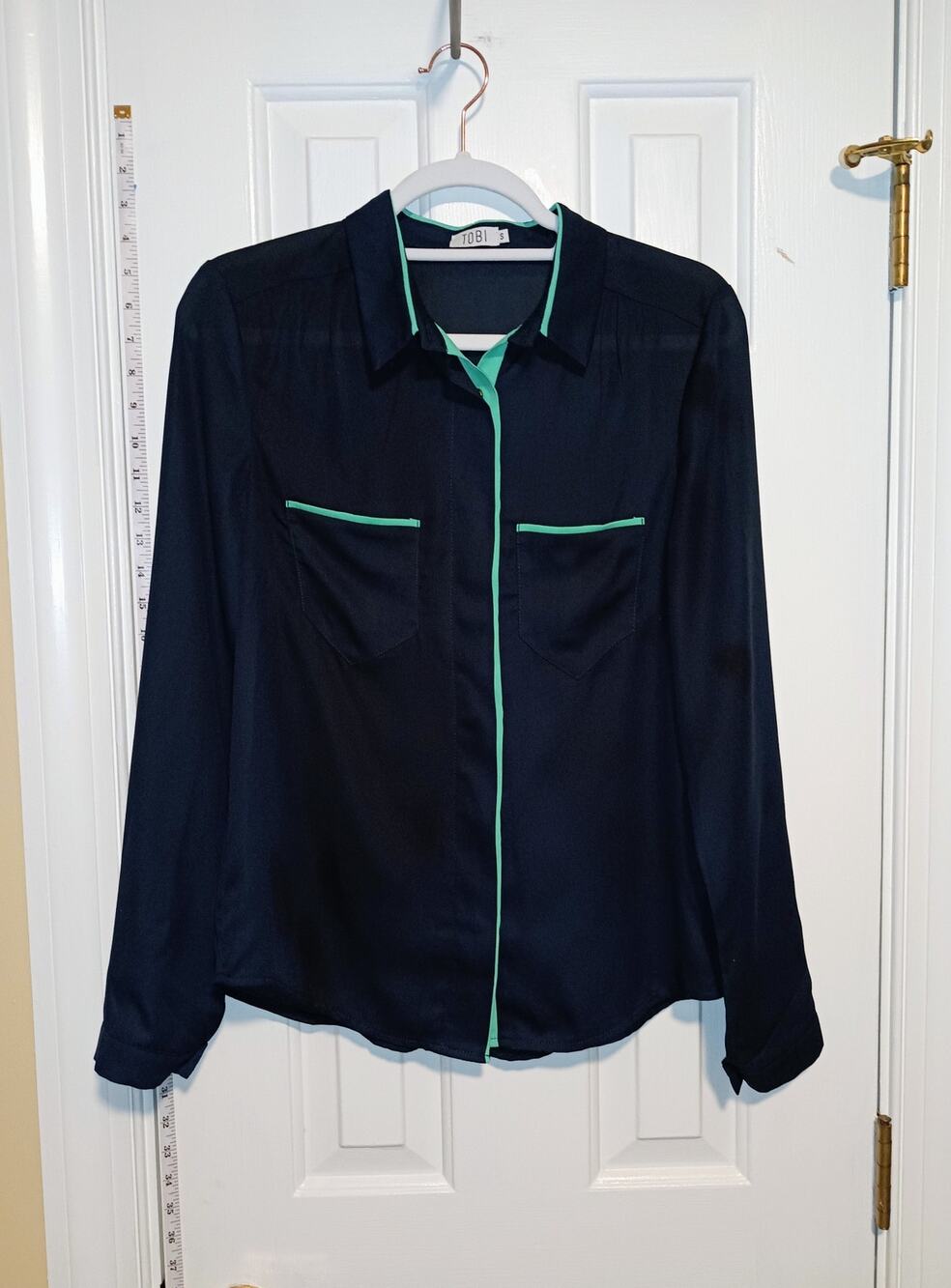 Tobi - Navy L/S Button Down Collared Shirt with Mint Green Trim - S